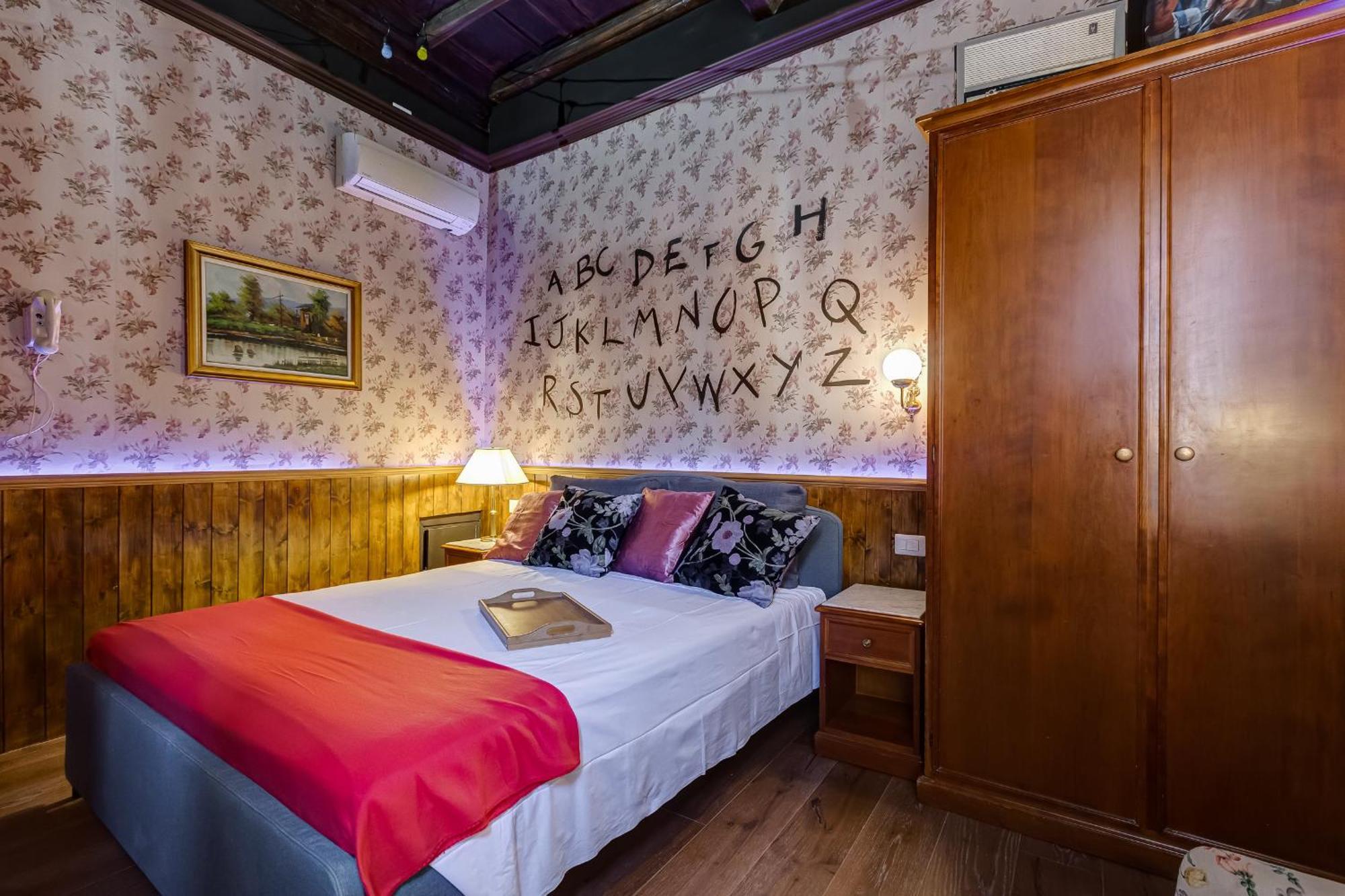 Stranger Pod Apartman Róma Kültér fotó